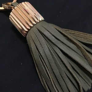 India Hicks Agra Bag Tassel Olive green